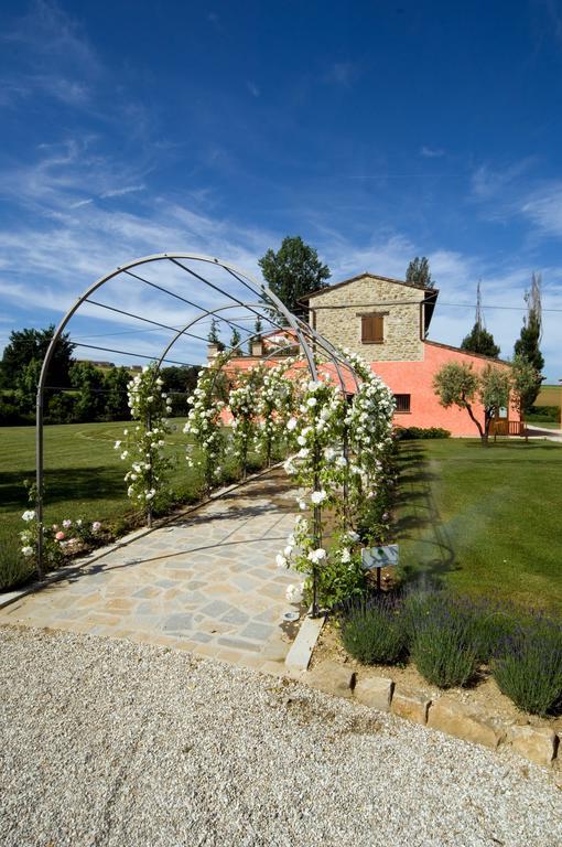 Agriturismo Casale Le Selvette Ripa Luaran gambar