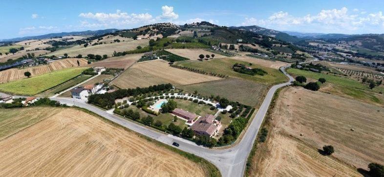 Agriturismo Casale Le Selvette Ripa Luaran gambar