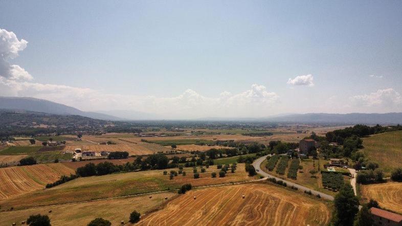 Agriturismo Casale Le Selvette Ripa Luaran gambar