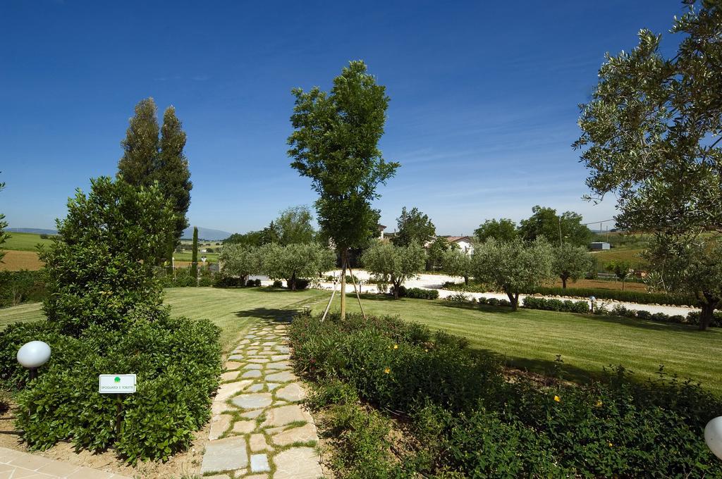 Agriturismo Casale Le Selvette Ripa Luaran gambar